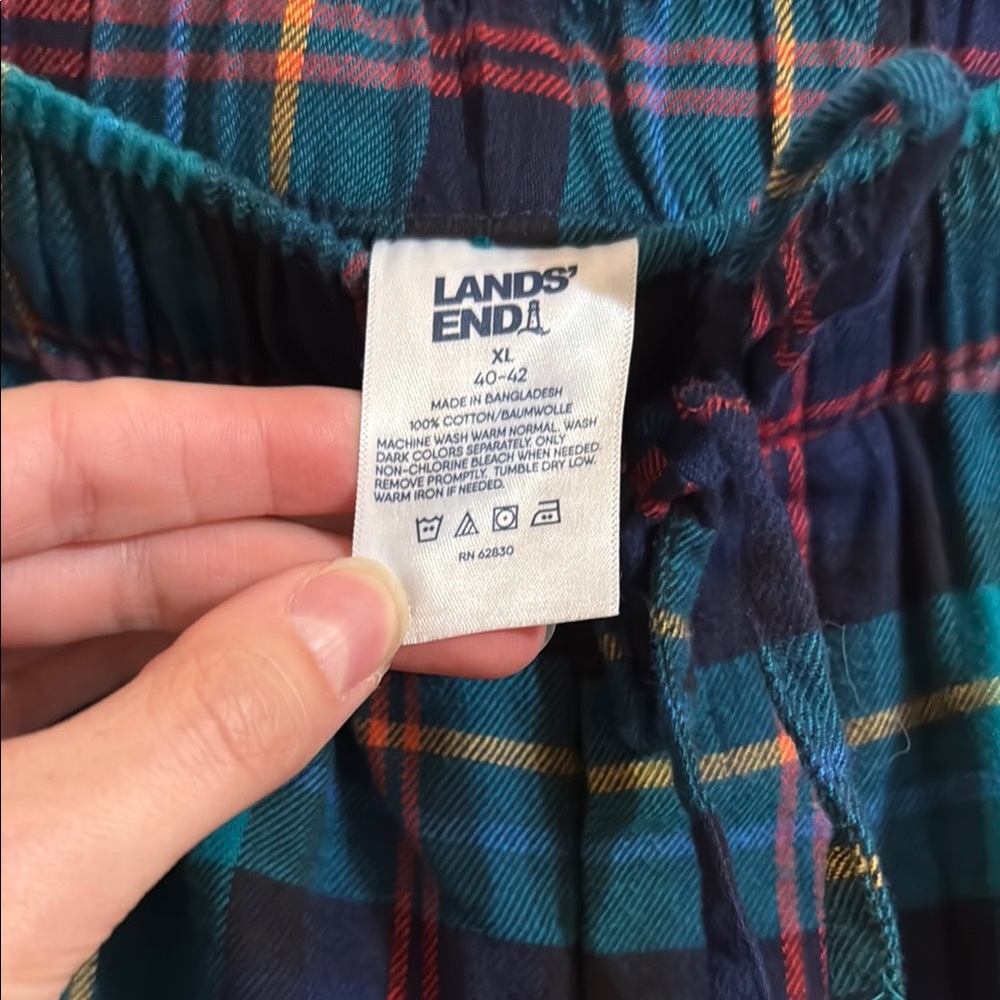 Lands' End Flannel Pajama Set - Picture 7 of 13